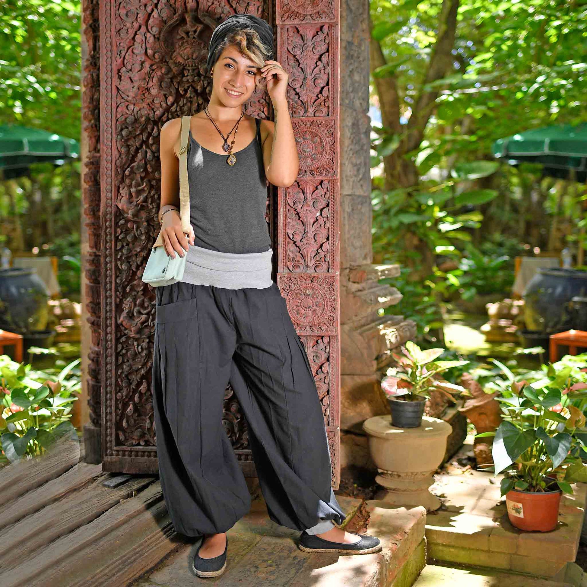 Yogahose und Haremshose Damen Yogazeit Schwarz