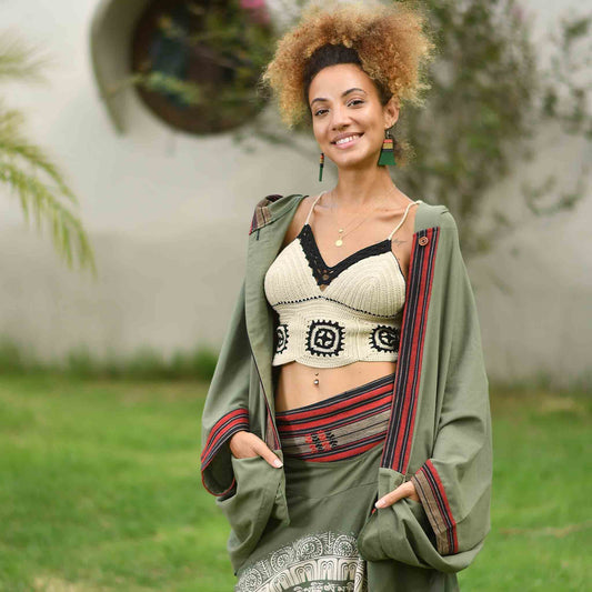 model-sm Hippie Poncho Boho Style Kimono Kraft Grün