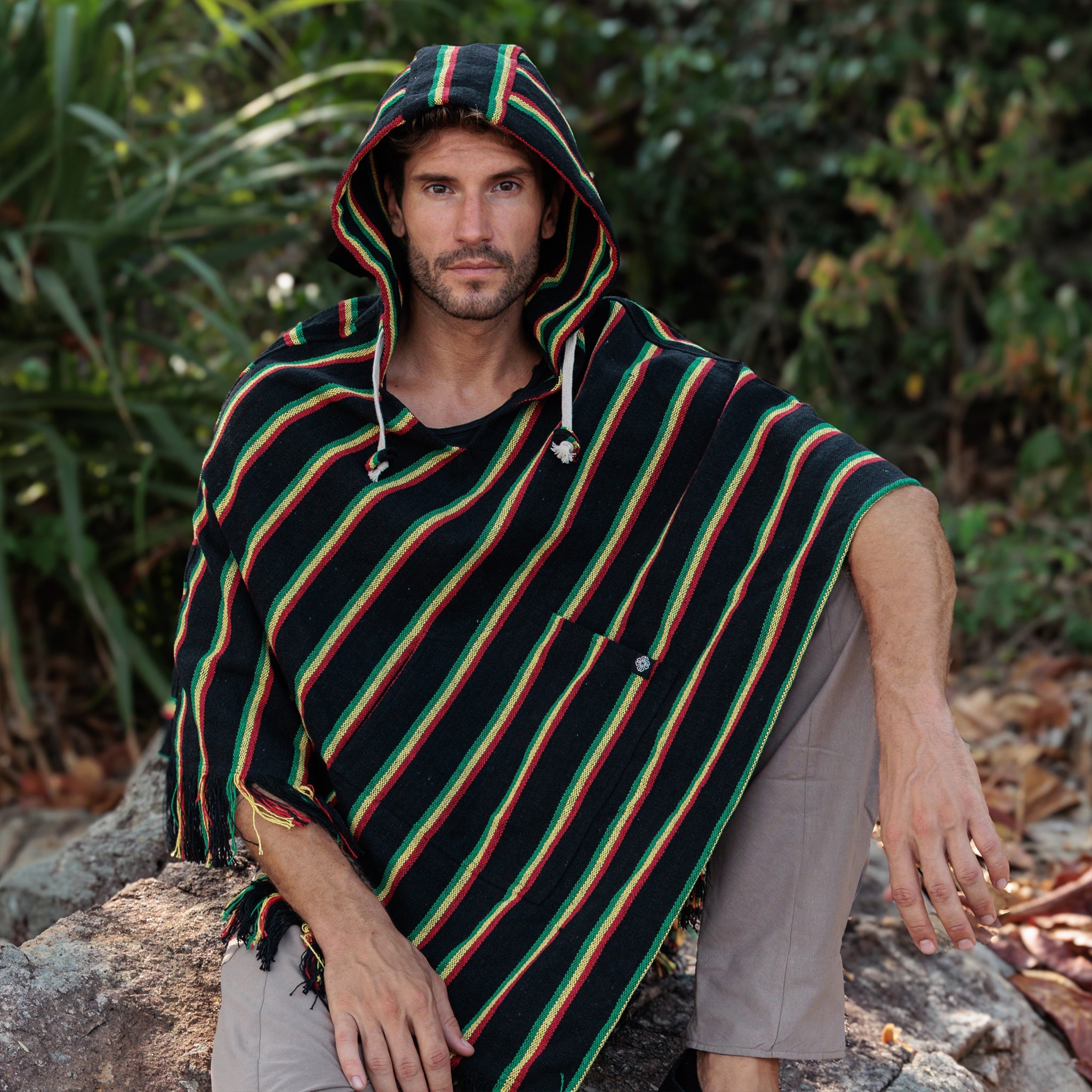 Baja Poncho Reggae Look – Rastafaria Kleidung, Hippie Style